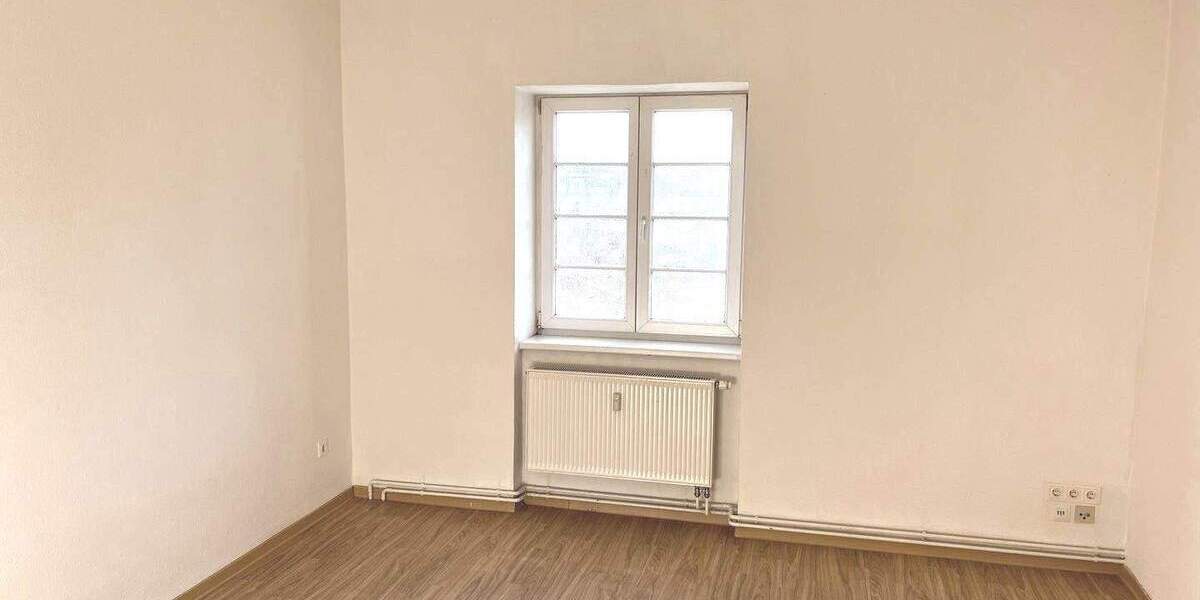 Etagenwohnung Erfurt Ilversgehofen - 3 Zimmer, 80 m&sup2;, 642&euro; | Angebot:25778528
