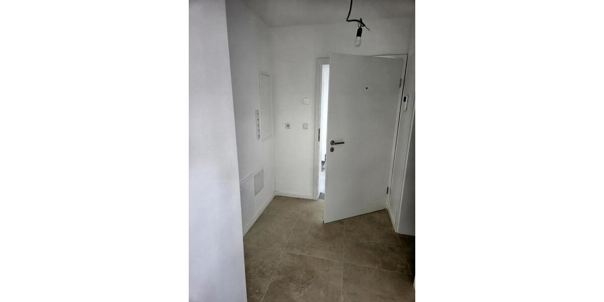 Maisonettenwohnung Rüsselsheim am Main - 5 Zimmer, 135 m&sup2;, 2.200&euro; | Angebot:23382817
