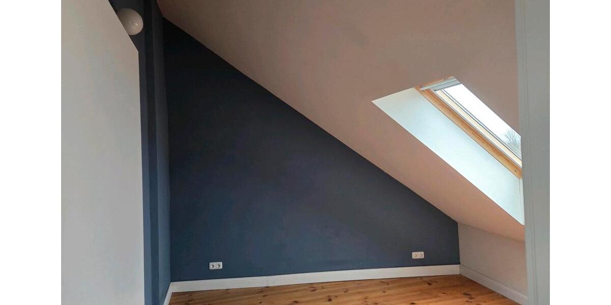 Wohnen auf Zeit Bonn Poppelsdorf - 4 Zimmer, 12 m&sup2;, 550&euro; | Angebot:25982258