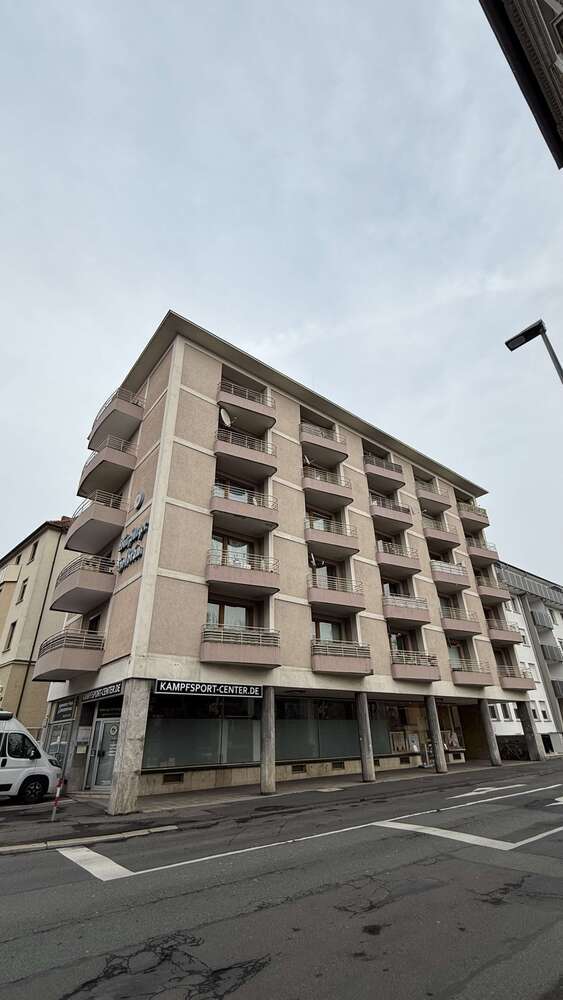Einzelhandel in Würzburg 1.100 € 50 m²