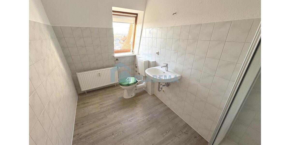 Dachgeschoßwohnung Schwerin Altstadt - 2 Zimmer, 60 m&sup2;, 870&euro; | Angebot:26562926
