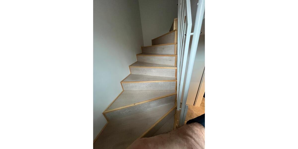 Wohnen auf Zeit Herzogenrath - 3 Zimmer, 75 m&sup2;, 1.325&euro; | Angebot:24875324