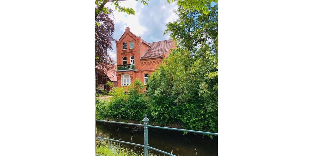 Dachgeschoßwohnung Ludwigslust - 1 Zimmer, 28 m&sup2;, 220&euro; | Angebot:26530063