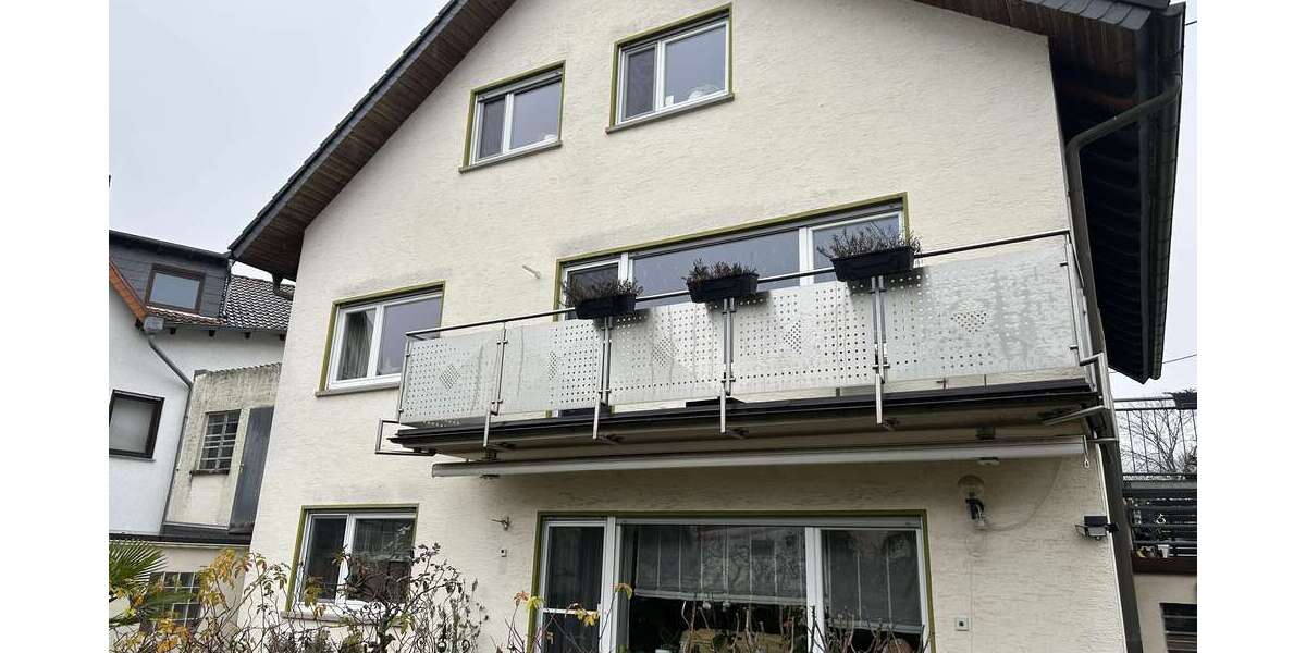 Etagenwohnung Wiesbaden Mainz-Amöneburg - 3 Zimmer, 90 m&sup2;, 1.250&euro; | Angebot:24153531