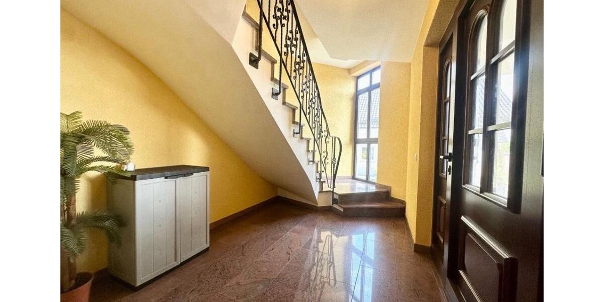 Etagenwohnung Wächtersbach - 4 Zimmer, 95 m&sup2;, 950&euro; | Angebot:24733672