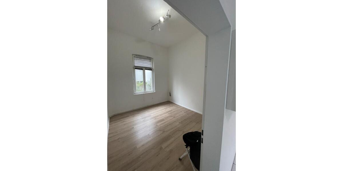 Erdgeschoßwohnung Oldenburg Ziegelhof - 1 Zimmer, 90 m&sup2;, 550&euro; | Angebot:25640685