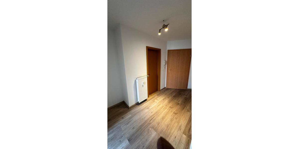 Etagenwohnung Groitzsch - 1 Zimmer, 30 m&sup2;, 190&euro; | Angebot:26279416