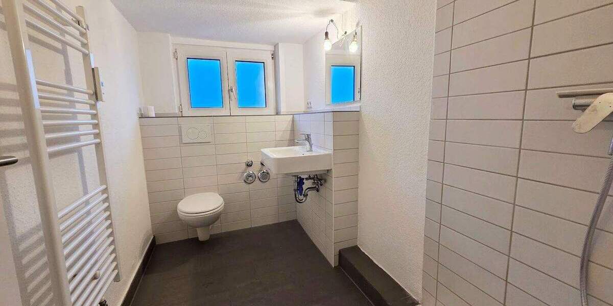 Etagenwohnung Kiel Exerzierplatz - 3 Zimmer, 48 m&sup2;, 500&euro; | Angebot:24967266