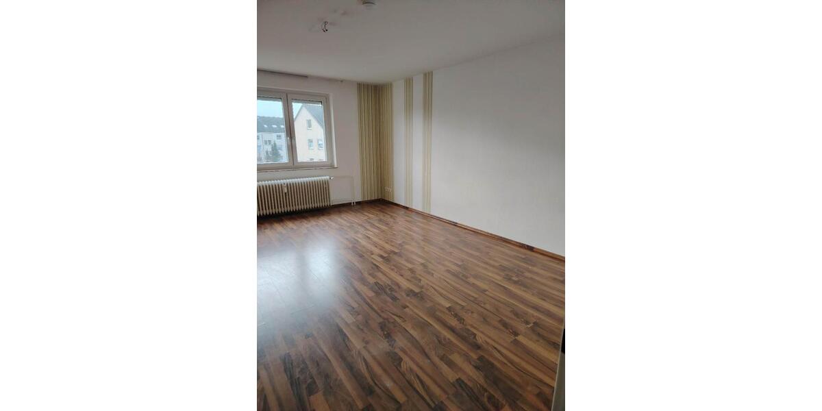 Etagenwohnung Braunschweig Wabe-Schunter-Beberbach - 3 Zimmer, 76 m&sup2;, 650&euro; | Angebot:26255421