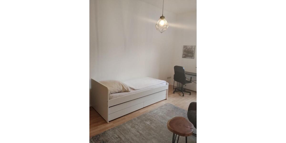 Wohnen auf Zeit Trier Nord - 3 Zimmer, 90 m&sup2;, 570&euro; | Angebot:23700459