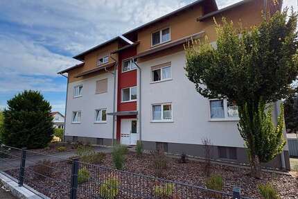 Wohnung Wächtersbach - 3 Zimmer, 90 m&sup2;, 900&euro; | Angebot:27231459