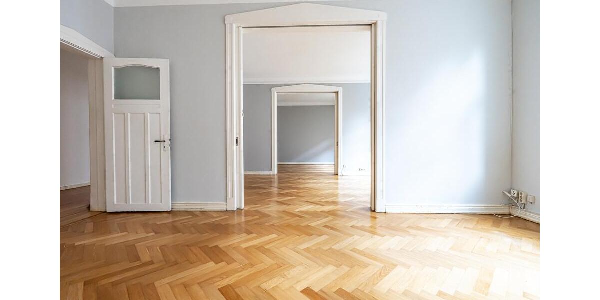Etagenwohnung Flensburg - 5 Zimmer, 142 m&sup2;, 1.600&euro; | Angebot:26232948
