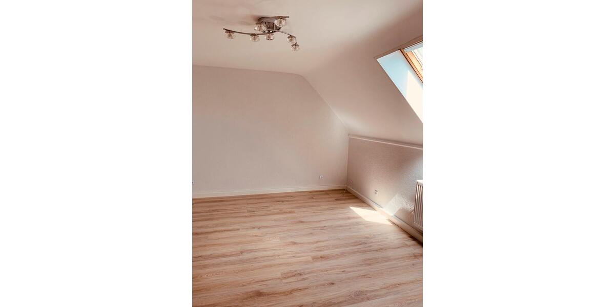 Dachgeschoßwohnung Homburg - 2 Zimmer, 67 m&sup2;, 630&euro; | Angebot:26536787