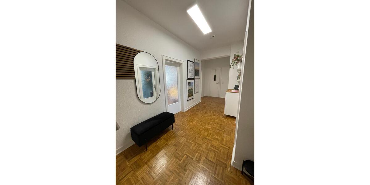 Etagenwohnung Essen Südviertel - 3 Zimmer, 84 m&sup2;, 995&euro; | Angebot:26316626