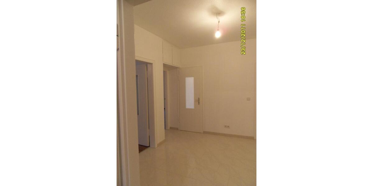 Do.-Kaiserstraßenviertel, helle und wohnliche Hochparterrewohnung mit Tageslichtbad und Balkon 3 zimmer