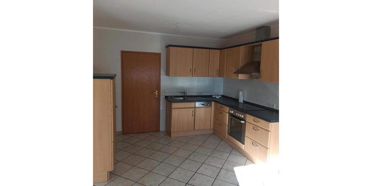 Erdgeschoßwohnung Bad Driburg - 2.5 Zimmer, 85 m&sup2;, 550&euro; | Angebot:24846420