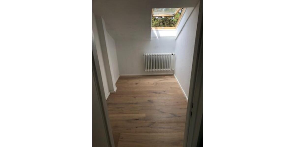 Dachgeschoßwohnung Ottobrunn - 1 Zimmer, 39 m&sup2;, 1.000&euro; | Angebot:24382350