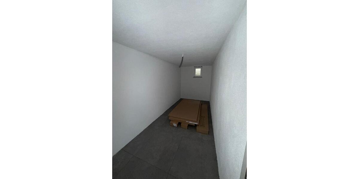 Erdgeschoßwohnung Calw - 3.5 Zimmer, 90 m&sup2;, 1.350&euro; | Angebot:25407156