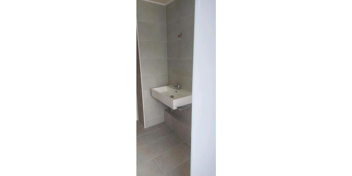 Dachgeschoßwohnung Duisburg Rheinhausen - 2 Zimmer, 75 m&sup2;, 950&euro; | Angebot:26532670