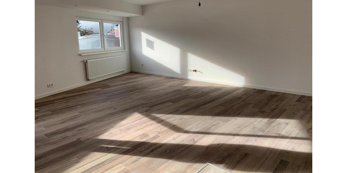 Erdgeschoßwohnung Sankt Ingbert - 3.5 Zimmer, 103 m&sup2;, 900&euro; | Angebot:25096396