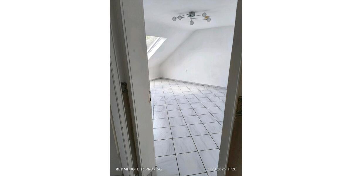 2,5 Zimmer DG Wohnung in Schwetzingen Hirschacker 2 zimmer