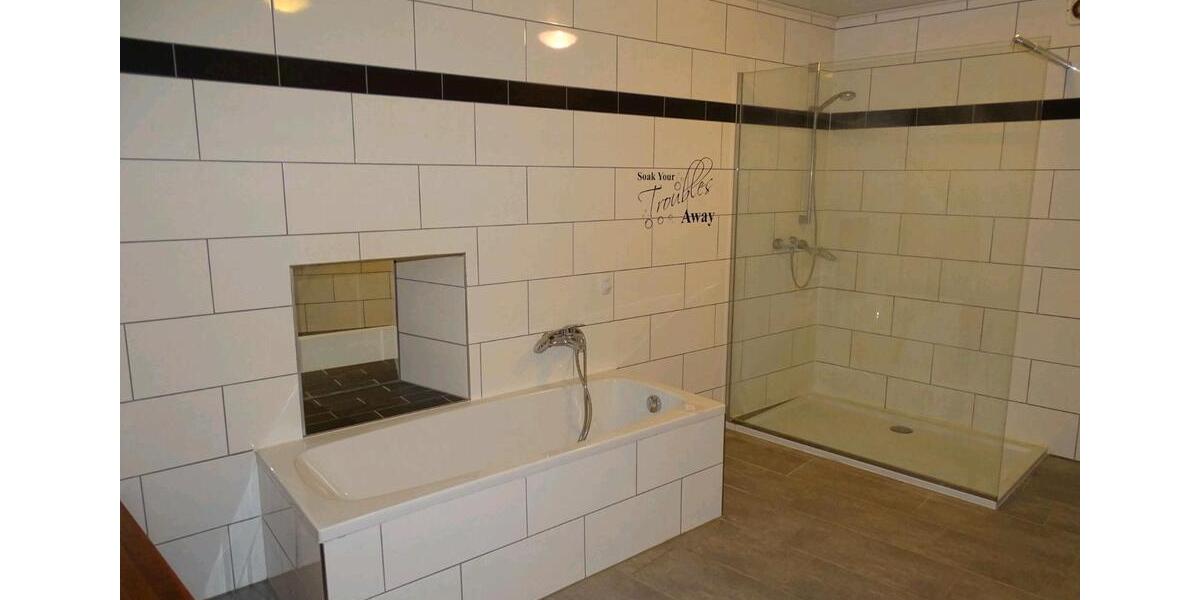 Einfamilienhaus Preist - 6 Zimmer, 170 m&sup2;, 1.300&euro; | Angebot:26604431