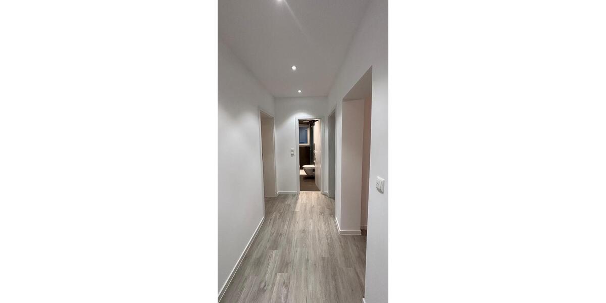 Kernsaniert! 3-Zimmerwohnung mit 21 m² Terrasse in Friedrichsdorf 3 zimmer