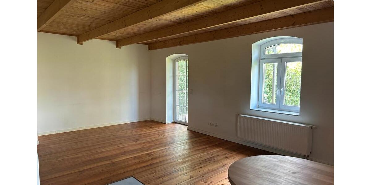 Etagenwohnung Drochtersen - 3 Zimmer, 100 m&sup2;, 880&euro; | Angebot:26394108