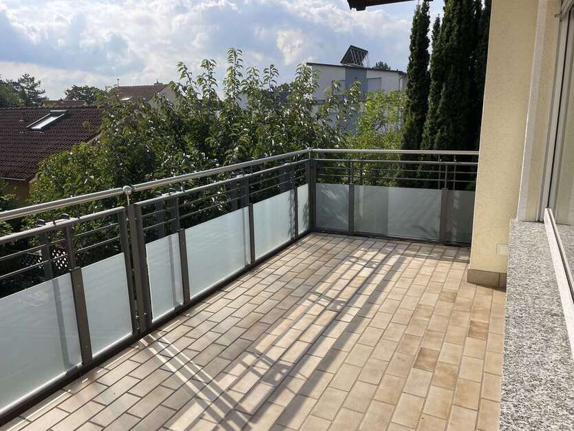 Wohnung zum Mieten in Kelsterbach 1.800 € 140 m² 5 zimmer