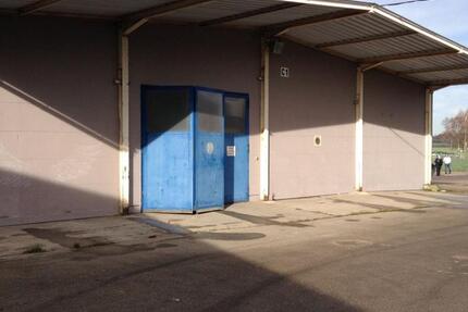 Halle mit ca. 440 m² in einem Gewerbegebiet zwischen Denkendorf und Beilngries zimmer