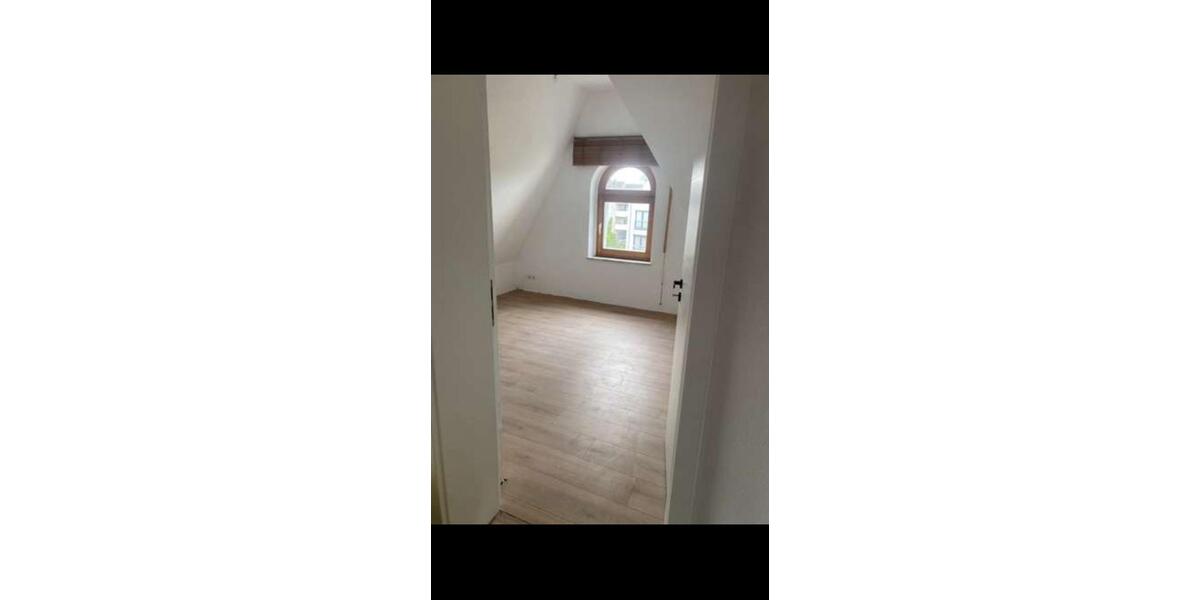 Maisonettenwohnung Troisdorf - 4 Zimmer, 122 m&sup2;, 1.700&euro; | Angebot:25925613