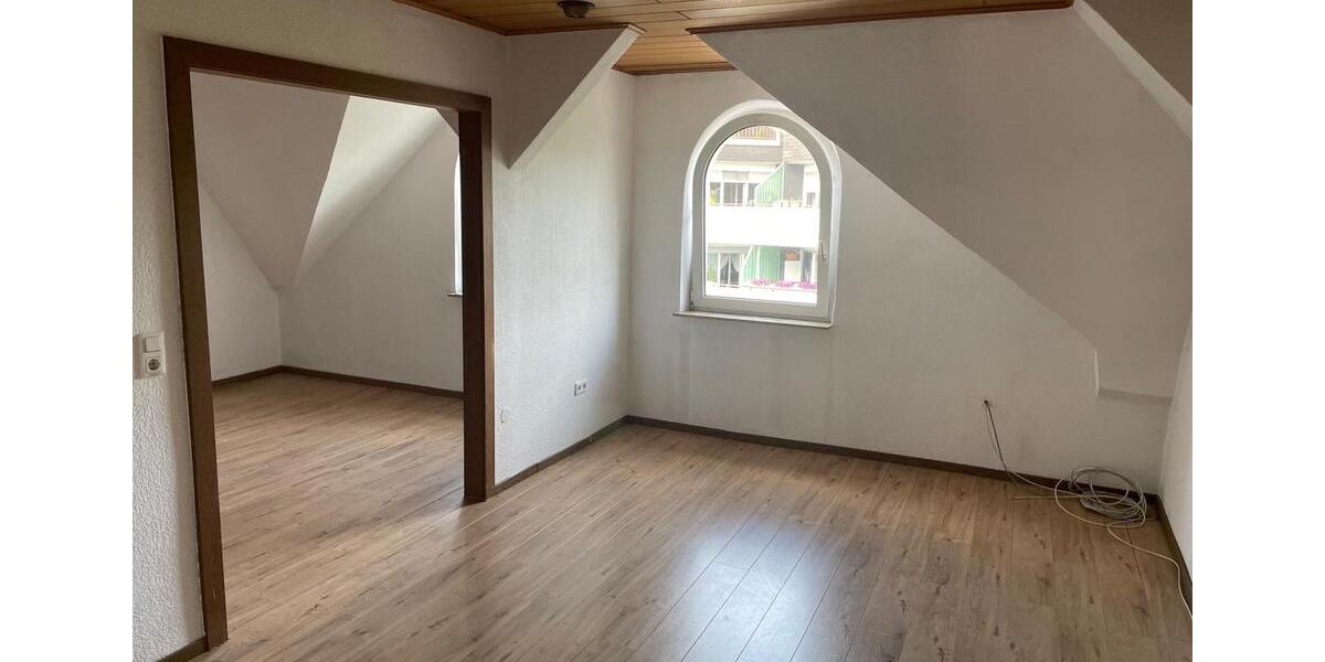 Dachgeschoßwohnung Wetter (Ruhr) - 4 Zimmer, 99 m&sup2;, 550&euro; | Angebot:24400535