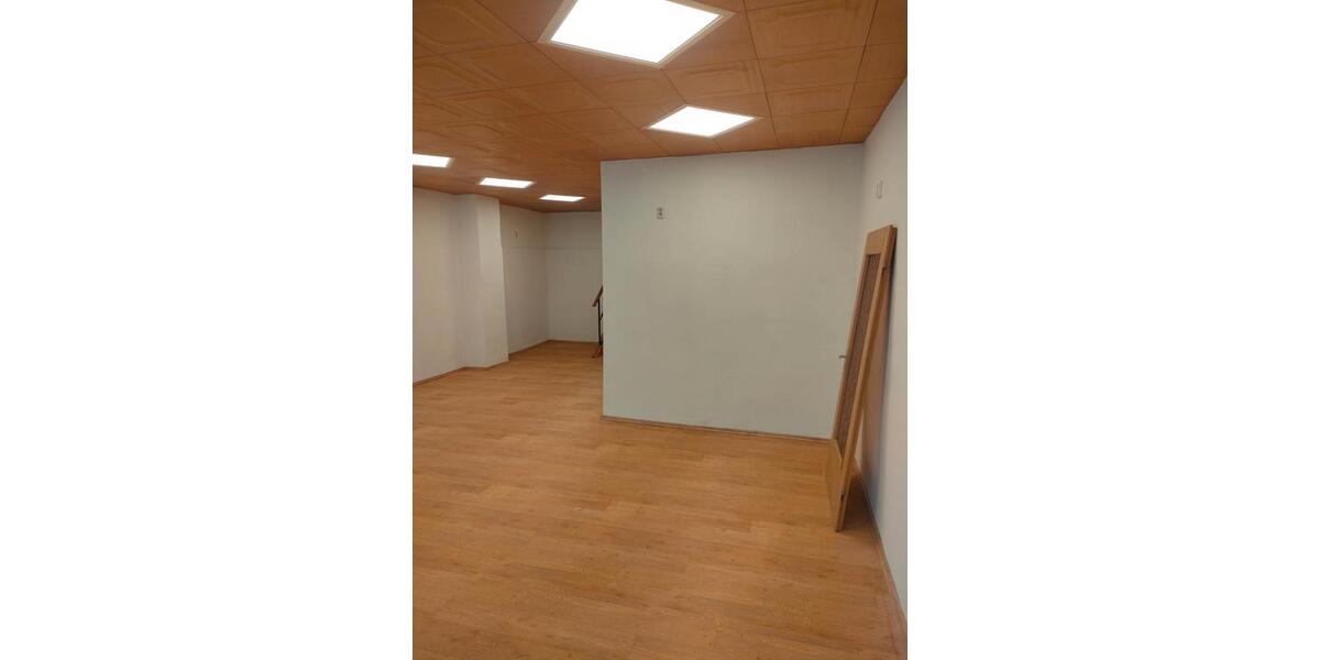 Gewerbeobjekt Glauchau - 300&euro; | Angebot:26688465