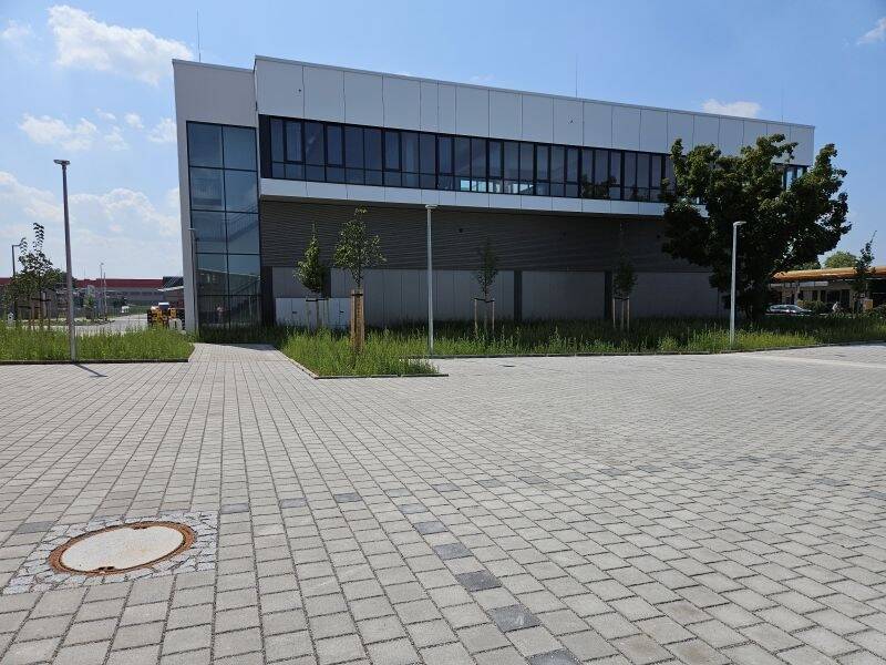 TOP: Repräsentative Neubauflächen in frequentierter Sichtlage in Nürnberg - Höfen zimmer