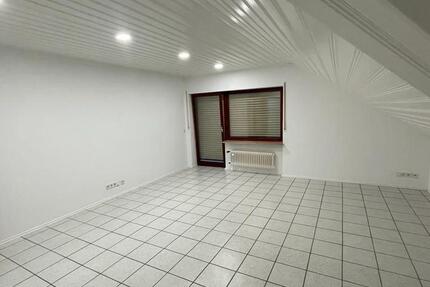 Wohnung Hünfeld - 2 Zimmer, 76 m&sup2;, 780&euro; | Angebot:25258411