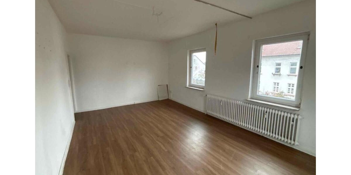Etagenwohnung Bevern - 3 Zimmer, 78 m&sup2;, 490&euro; | Angebot:26645678