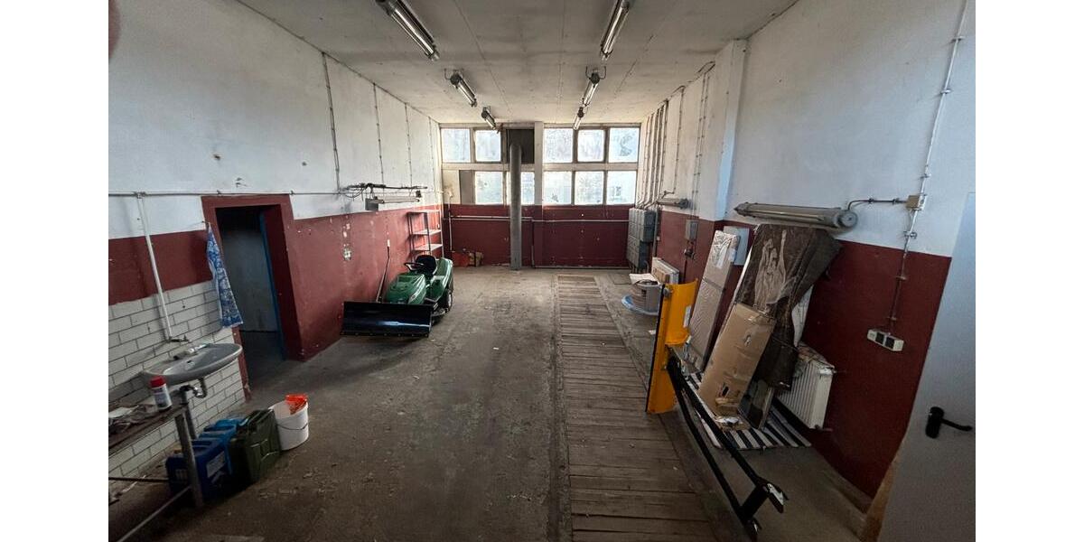 LagerhalleSchrauberhalle zimmer