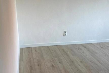 Wohnen auf Zeit Kassel Fasanenhof - 1 Zimmer, 14 m&sup2;, 345&euro; | Angebot:25967745