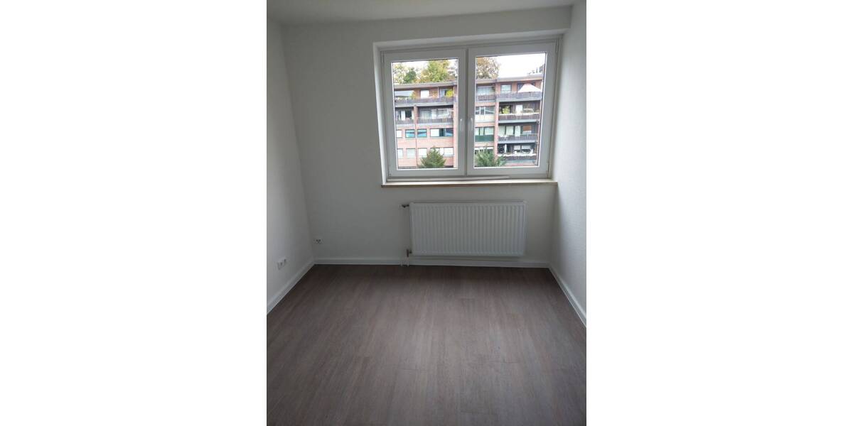 Etagenwohnung Reinbek - 3 Zimmer, 75 m&sup2;, 1.025&euro; | Angebot:26658282