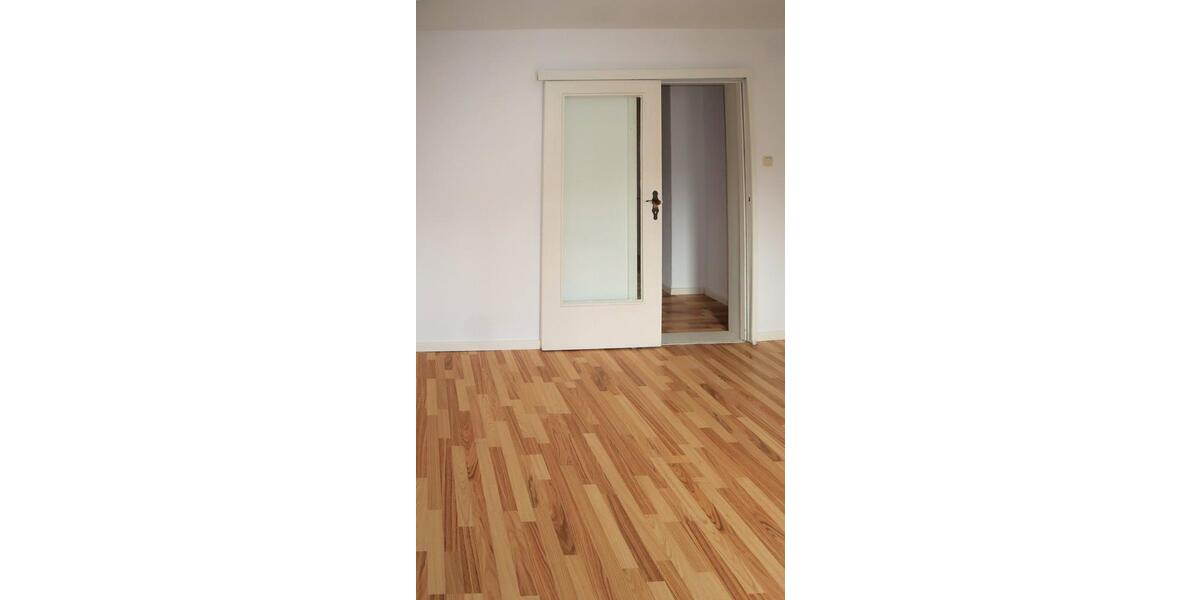 Einfamilienhaus Velden - 7 Zimmer, 140 m&sup2;, 1.300&euro; | Angebot:23660225