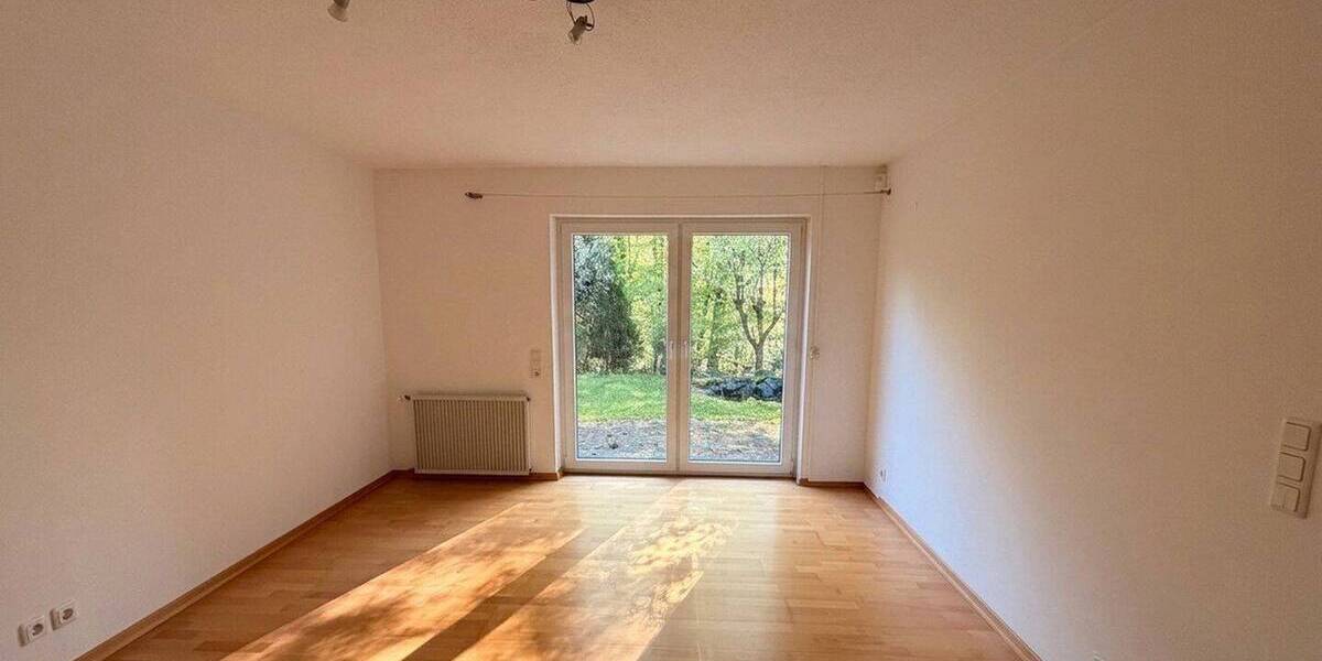 Einfamilienhaus Sulzbach - 7 Zimmer, 210 m&sup2;, 1.750&euro; | Angebot:26616848