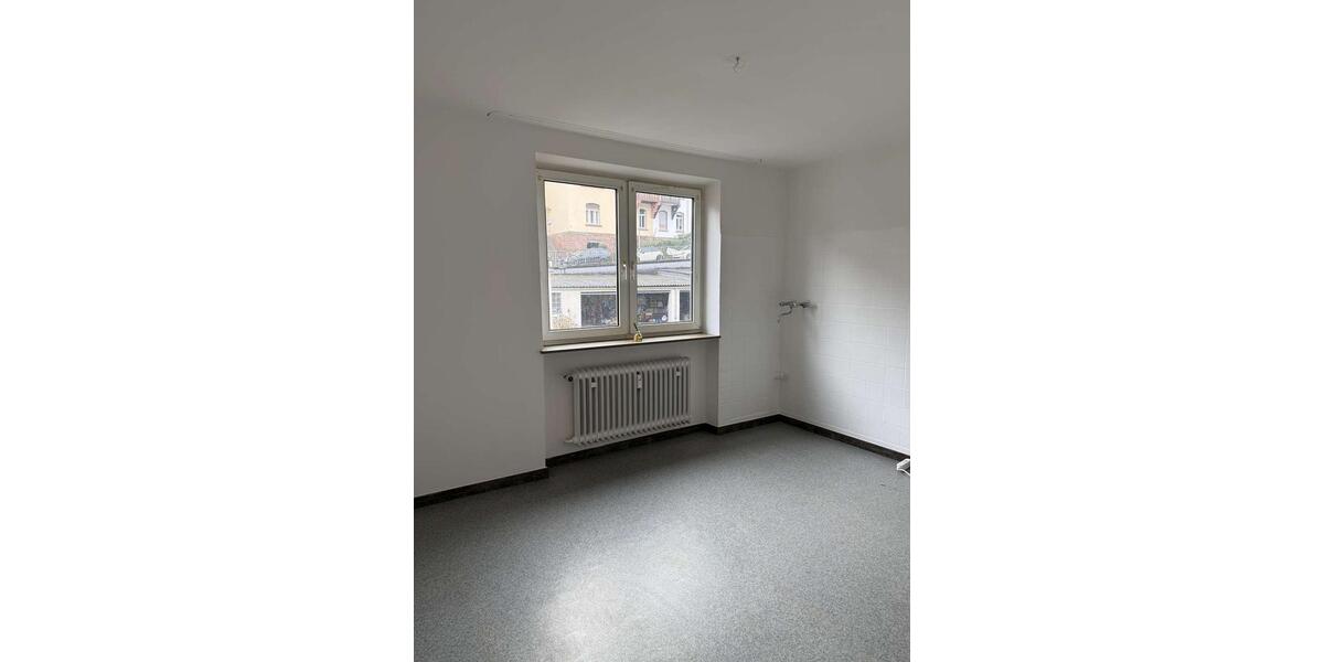 Etagenwohnung Saarbrücken St. Arnual - 3 Zimmer, 70 m&sup2;, 750&euro; | Angebot:25415947