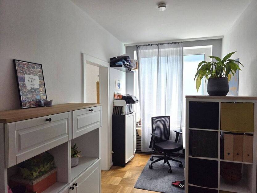 Attraktive großzügige 2-Zimmer-Wohnung in der List vis-á-vis der Eilenriede!!