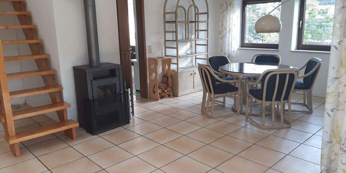 Etagenwohnung Sulzbach-Rosenberg Rosenberg - 3 Zimmer, 150 m&sup2;, 990&euro; | Angebot:25896534