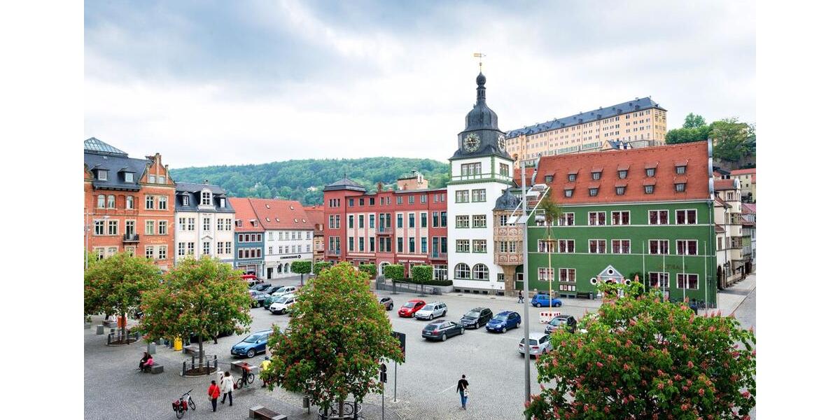 gemütliche Wohnung auf dem Markt zentrale Lage 1 zimmer