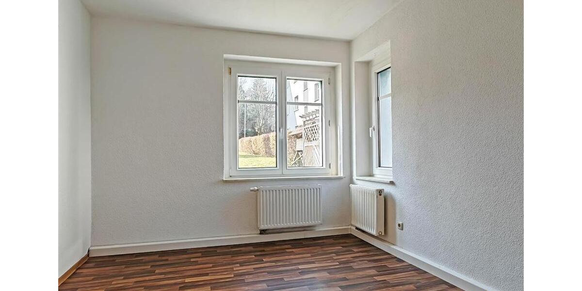 Erdgeschoßwohnung Frankenberg (Sachsen) - 4 Zimmer, 65 m&sup2;, 357&euro; | Angebot:25783838