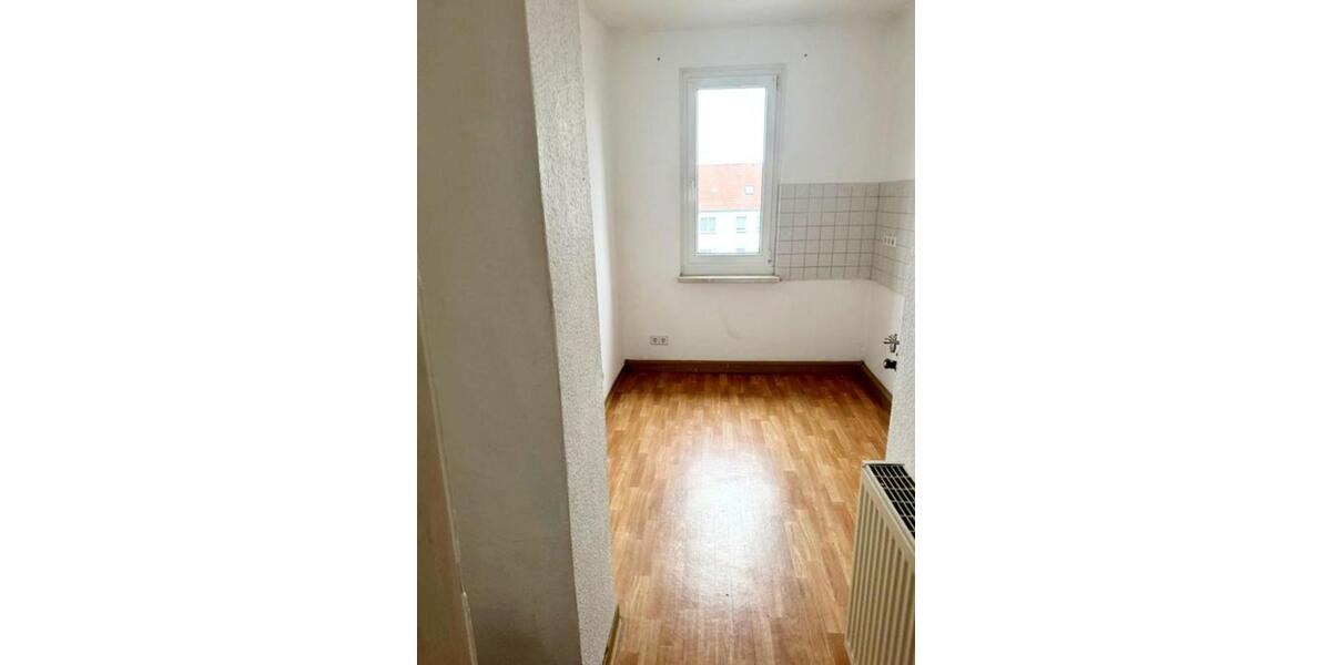 Etagenwohnung Frohburg - 2 Zimmer, 48 m&sup2;, 240&euro; | Angebot:24568759