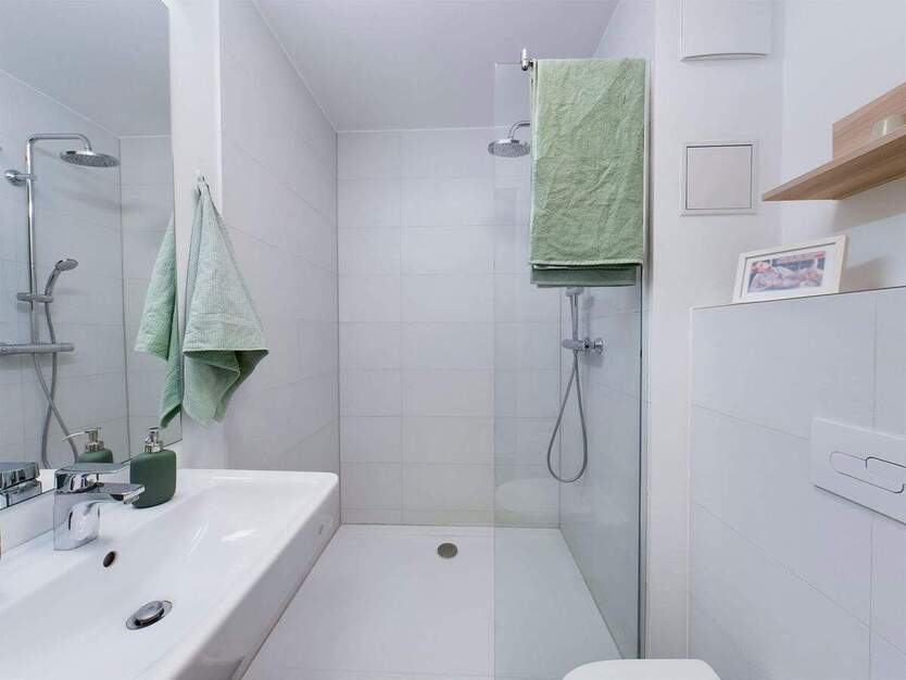 DIE ZIMMEREI | All-inclusive-Miete: Möbliertes Apartment ideal für Studierende in Mitte | Large Bude 1 zimmer