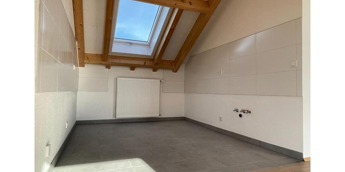 Etagenwohnung Frickenhausen - 3.5 Zimmer, 90 m&sup2;, 1.155&euro; | Angebot:24737986