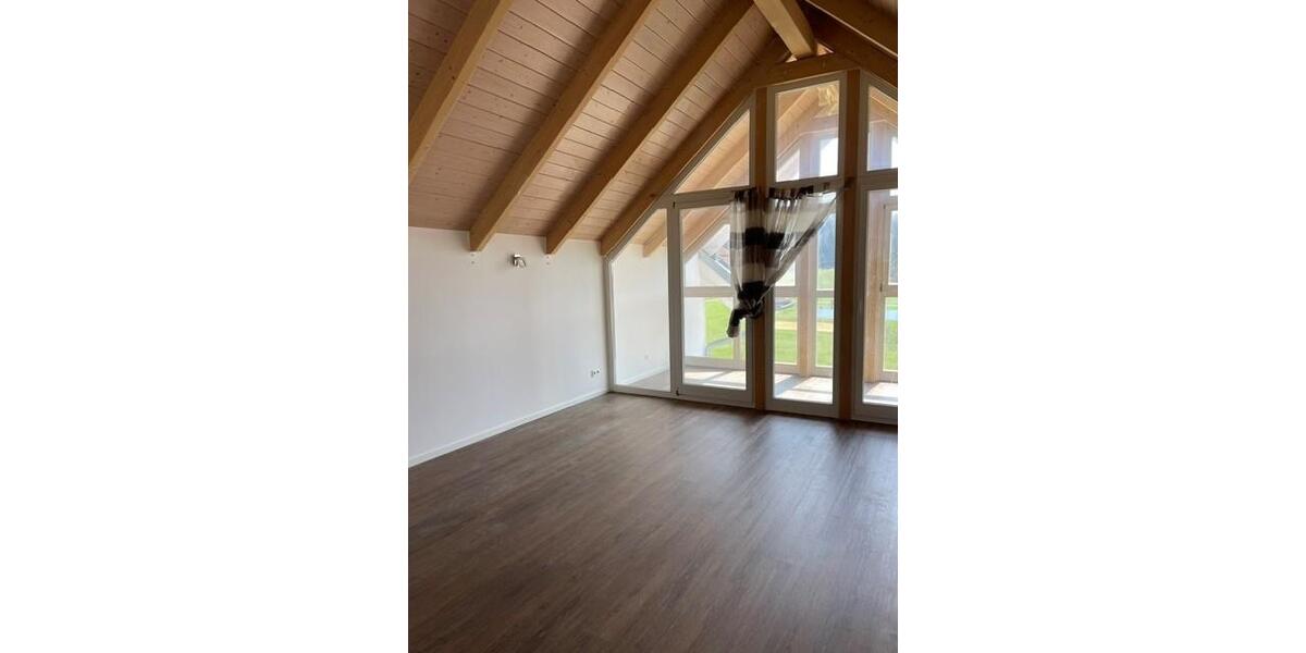 Dachgeschoßwohnung Heidenheim an der Brenz - 2 Zimmer, 67 m&sup2;, 820&euro; | Angebot:26364852